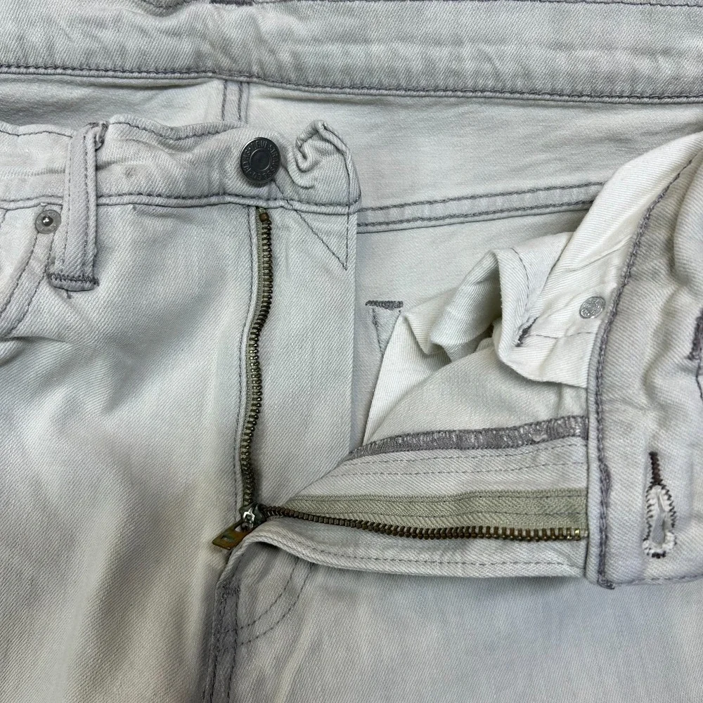 Levi's 513 Jeans Men's Light Gray Denim Straight Pockets Classic Zip Fly - 34X29